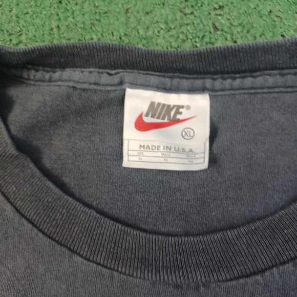 VINTAGE Nike Basketball T Shirt Size XL - Picture 7 of 7